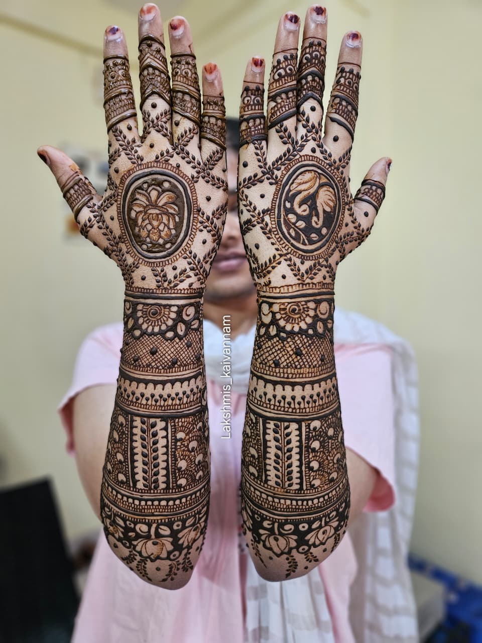 Lakshmi's Kaivannam Thumb 9
