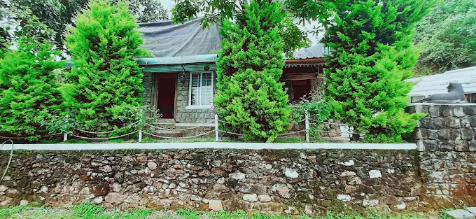 Hill Rock Resorts And  Cottages